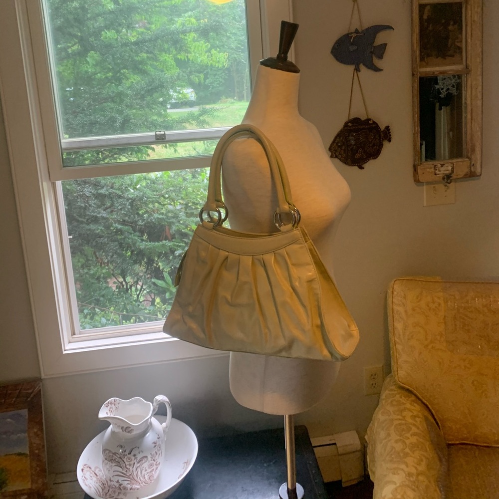 Additional Photos - image 2